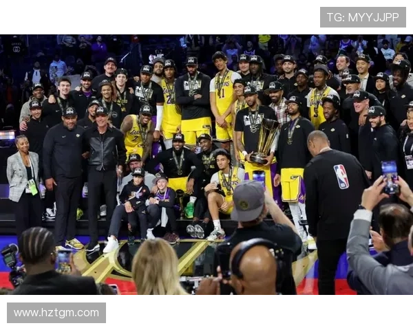 湖人播音传奇坦特尔见证十冠辉煌